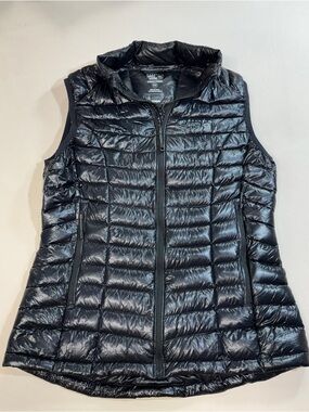 Mountain Hardwear Vest Women’s Medium Black Ghost Whisperer 850 Down Q Shield
